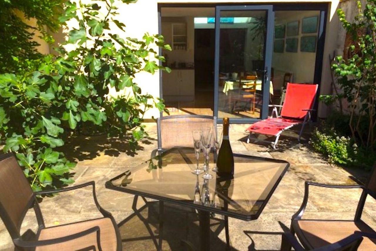 Lauras Townhouse Apartments Thomas Street Townhouse Бат Екстериор снимка
