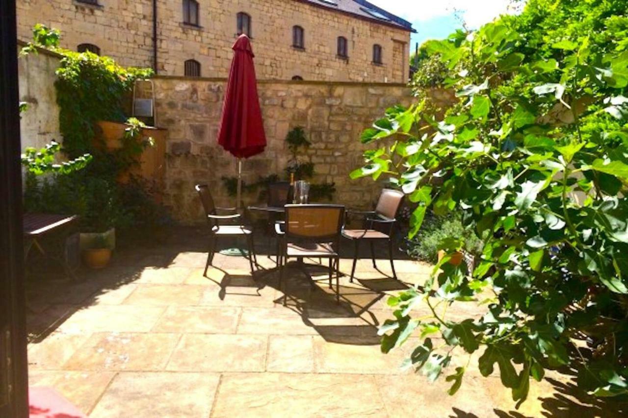 Lauras Townhouse Apartments Thomas Street Townhouse Бат Екстериор снимка