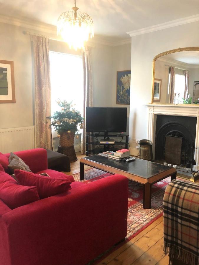 Lauras Townhouse Apartments Thomas Street Townhouse Бат Екстериор снимка