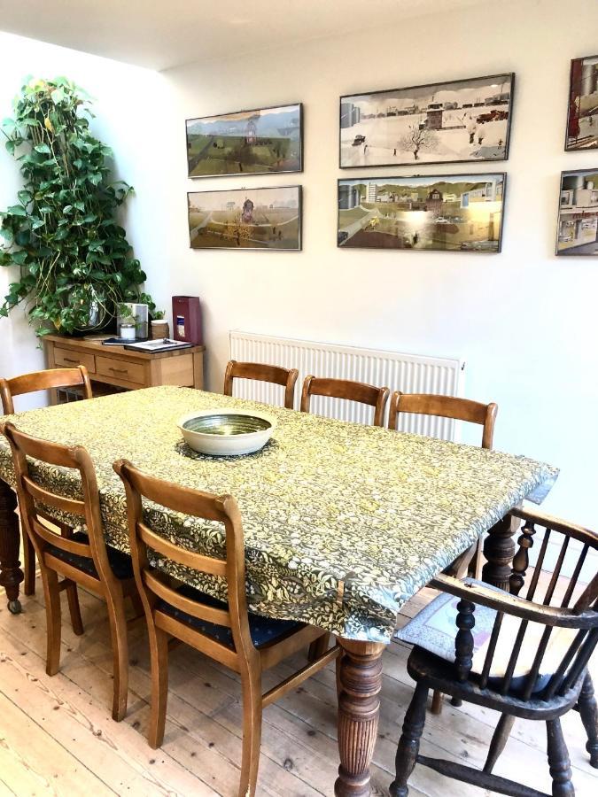 Lauras Townhouse Apartments Thomas Street Townhouse Бат Екстериор снимка