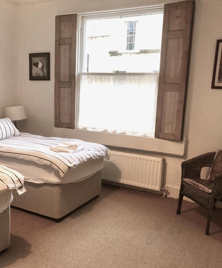Lauras Townhouse Apartments Thomas Street Townhouse Бат Екстериор снимка
