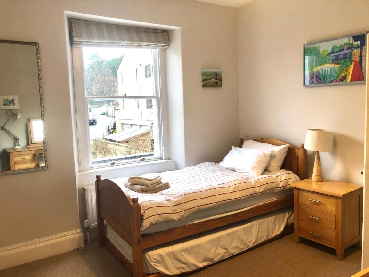 Lauras Townhouse Apartments Thomas Street Townhouse Бат Екстериор снимка